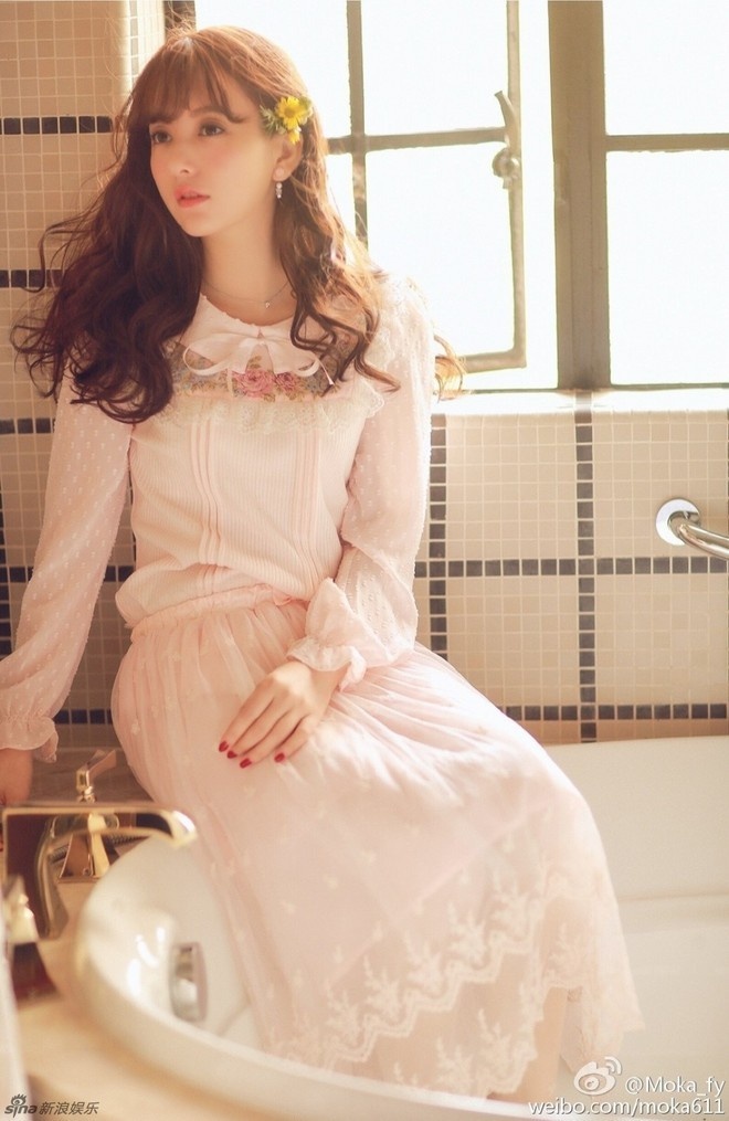 Tài tử thẳng thắn cho biết chưa vội cưới người đẹp kém 23 tuổi.