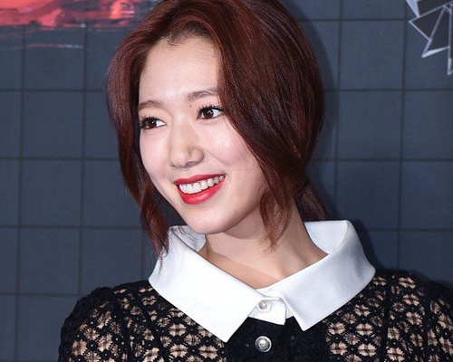 Park Shin Hye trang diem dam o MAMA 2015 hinh anh