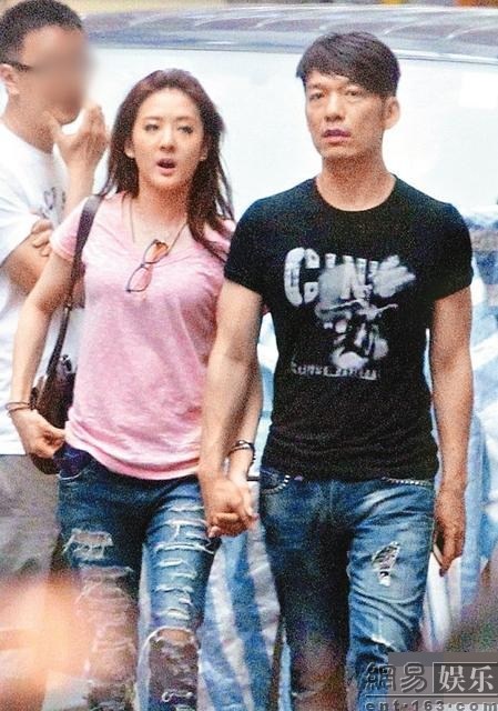 Đới Mộng Mộng và Chu Hàn Bác công khai tình cảm từ đầu năm.