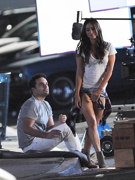 Nữ diễn viên trên trường quay New Girl.