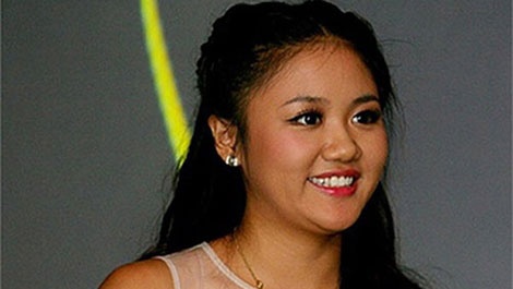 Qua trinh lot xac cua Van Mai Huong hinh anh