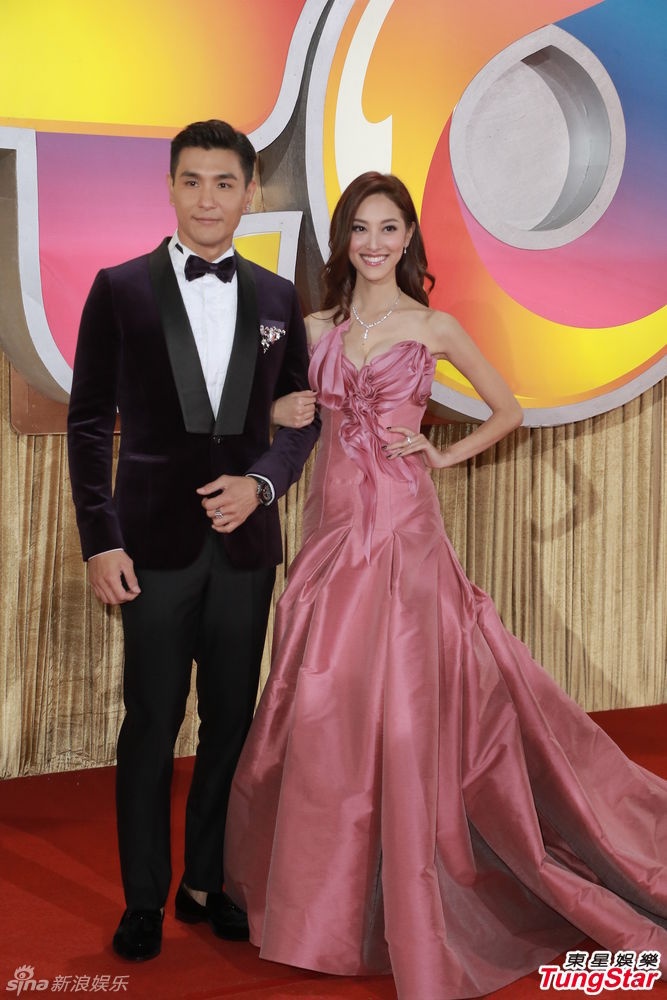 Trần Triển Bằng bên Hoa hậu Hong Kong Trần Khải Lâm.