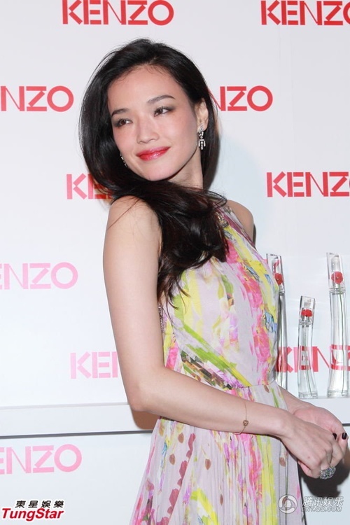 Thư Kỳ gây tranh cãi vì phát ngôn.