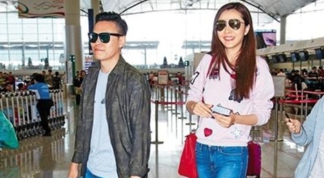 Hung Dai Lam cong khai xuat hien ben hon phu truoc ngay cuoi hinh anh