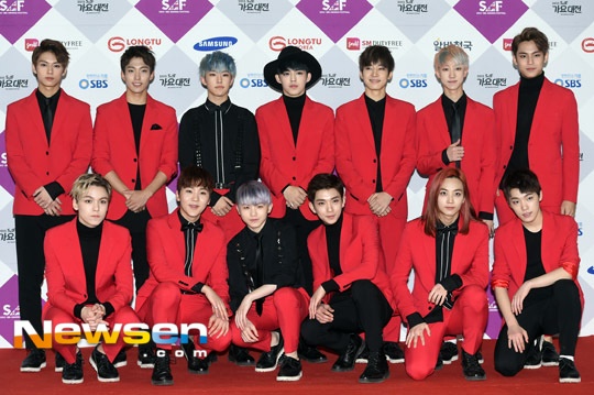 Nhóm nhạc gồm 13 thành viên Seventeen. Mới khởi nghiệp năm 2012, các chàng trai của nhóm đã tạo được dấu ấn nhất định.