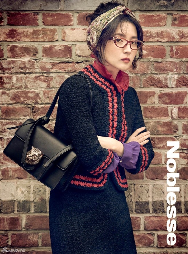 Trong danh sách những người đẹp nhất Hàn Quốc chưa bao giờ thiếu tên Lee Young Ae bởi sự nổi tiếng, nét quyến rũ và cả hình tượng sạch bóng scandal.