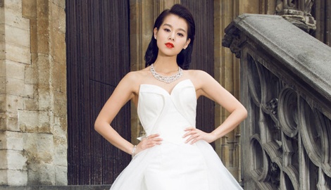 Ho Hanh Nhi kieu sa voi vay cuoi tren tap chi hinh anh