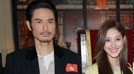 Trinh Gia Dinh bi gia dinh Hoa hau choi bo vi ngheo hinh anh