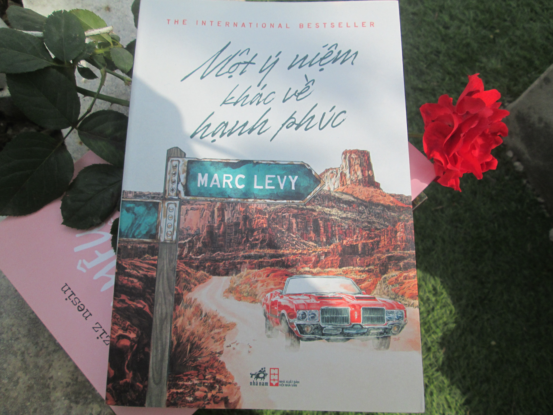 Y niem ve hanh phuc cua Marc Levy hinh anh