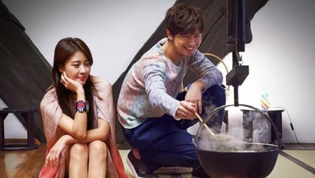 Ha Ji Won ngot ngao ben tai tu Dai Loan tren tap chi hinh anh
