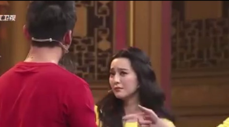 Pham Bang Bang khoc vi bi Ly Than quat tren truyen hinh hinh anh