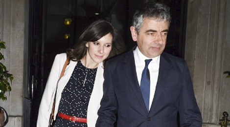 Mr. Bean va ban gai kem 28 tuoi chuyen ve song chung hinh anh