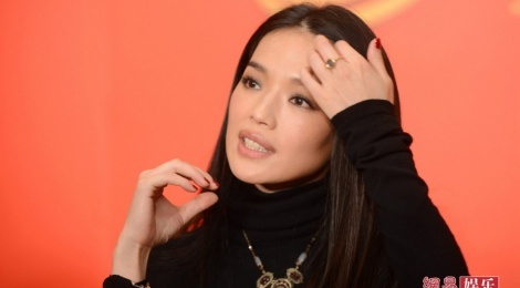 Thu Ky bi di ung mat vi lam viec qua suc hinh anh