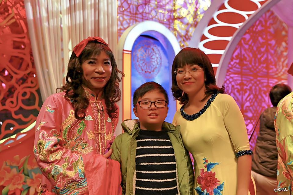 'Bac Dau' Cong Ly duoi goc nhin cua MC Thao Van hinh anh