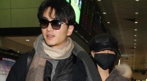 Tran Hieu ve que ban gai Tran Nghien Hy don Tet hinh anh