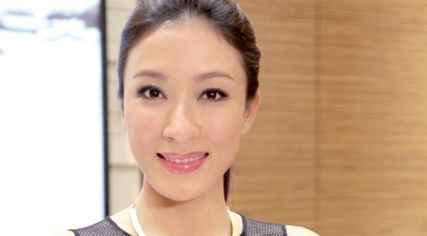 Duong Di bi TVB trung phat sau tuyen bo roi dai hinh anh