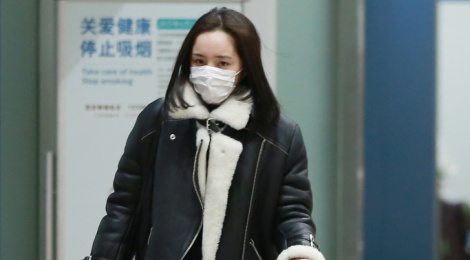 Duong Mich va Luu Khai Uy don Tet doan vien sau tin do vo hinh anh