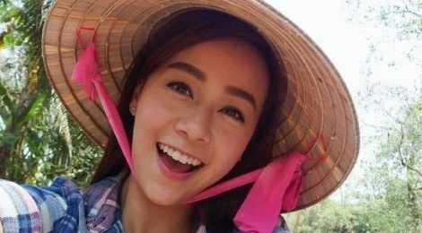 Sao nu TVB thich thu khi don tet o Viet Nam hinh anh