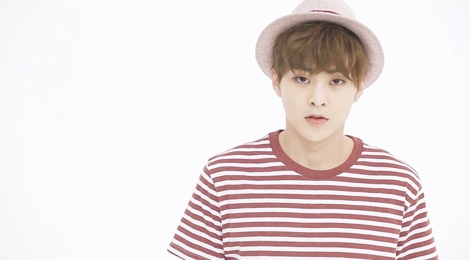 Xiumin (EXO) hop tac voi kieu nu AOA hinh anh