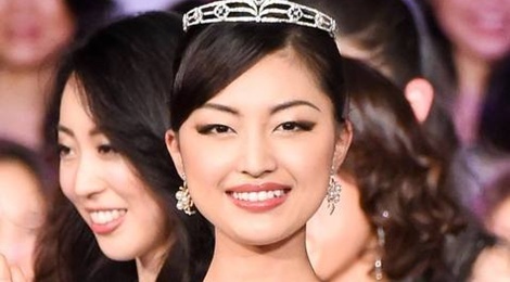 Tan hoa hau Hoan vu Nhat bi che kem sac hinh anh