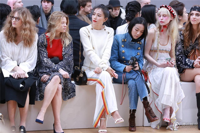 Sao hoa ngu Tuan le thoi trang anh 2