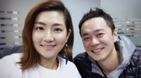 Selina (S.H.E) bat ngo tuyen bo da ly hon hinh anh