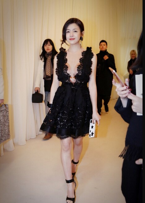 Sao hoa ngu Tuan le thoi trang anh 8