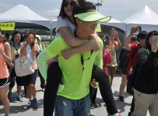 hon nhan sao Hoa ngu anh 11