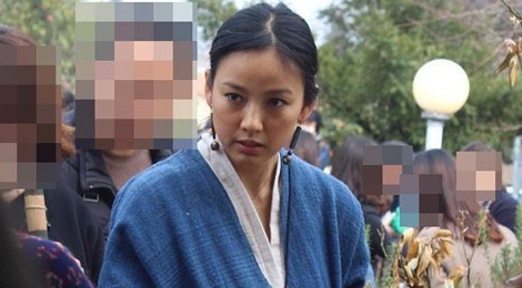 Lee Hyori ban hang o cho troi tren dao Jeju hinh anh