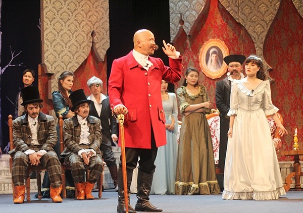 ‘San khau kich khong bao gio chet’ hinh anh