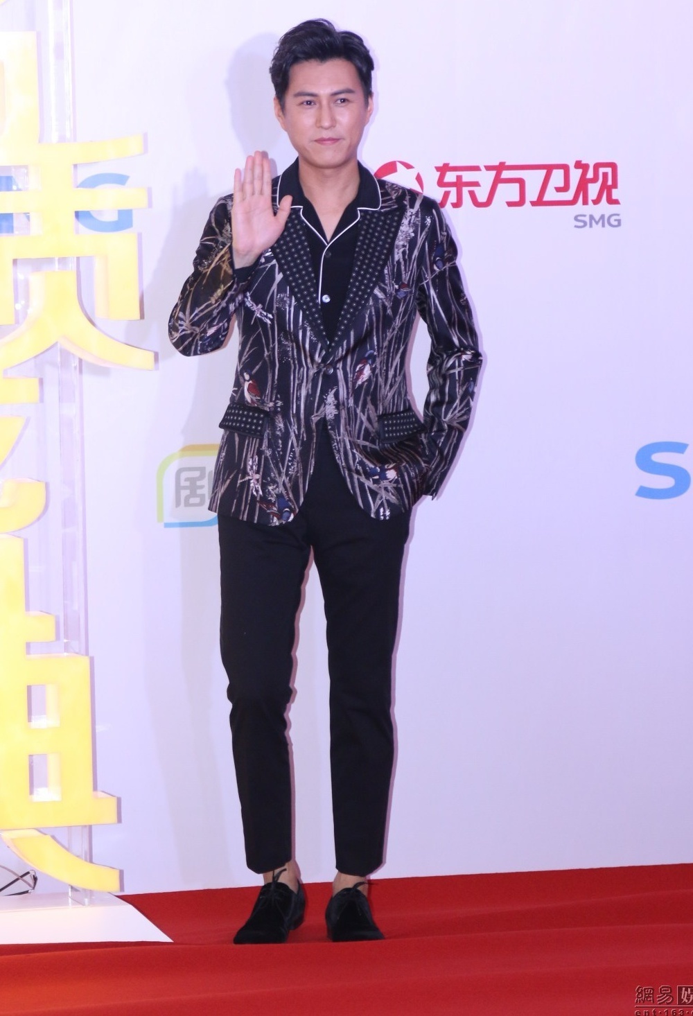 Lưu Đào khóa môi đồng nghiệp nữ ảnh 9 Luu Dao khoa moi dong nghiep nu anh 9