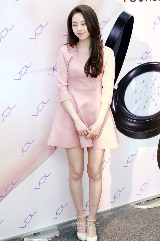 Vay gia re bat ngo dat khach anh 1