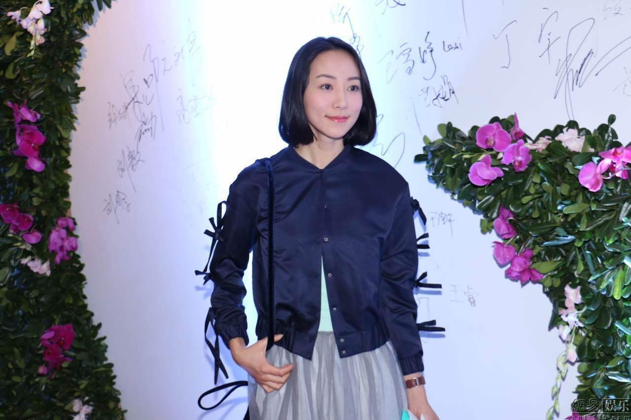 Dam cuoi sao Hoa ngu anh 11