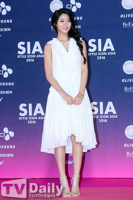 Song Jong Ki trên thảm đỏ ảnh 7 Song Jong Ki tren tham do anh 7