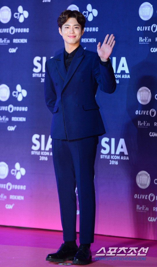 Song Jong Ki trên thảm đỏ ảnh 9 Song Jong Ki tren tham do anh 9