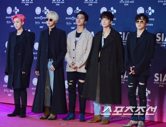 Song Jong Ki trên thảm đỏ ảnh 6 Song Jong Ki tren tham do anh 6