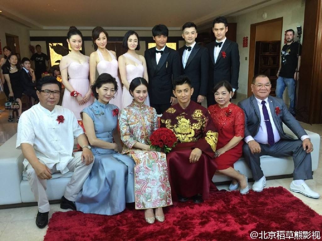 dam cuoi sao Hoa ngu anh 9