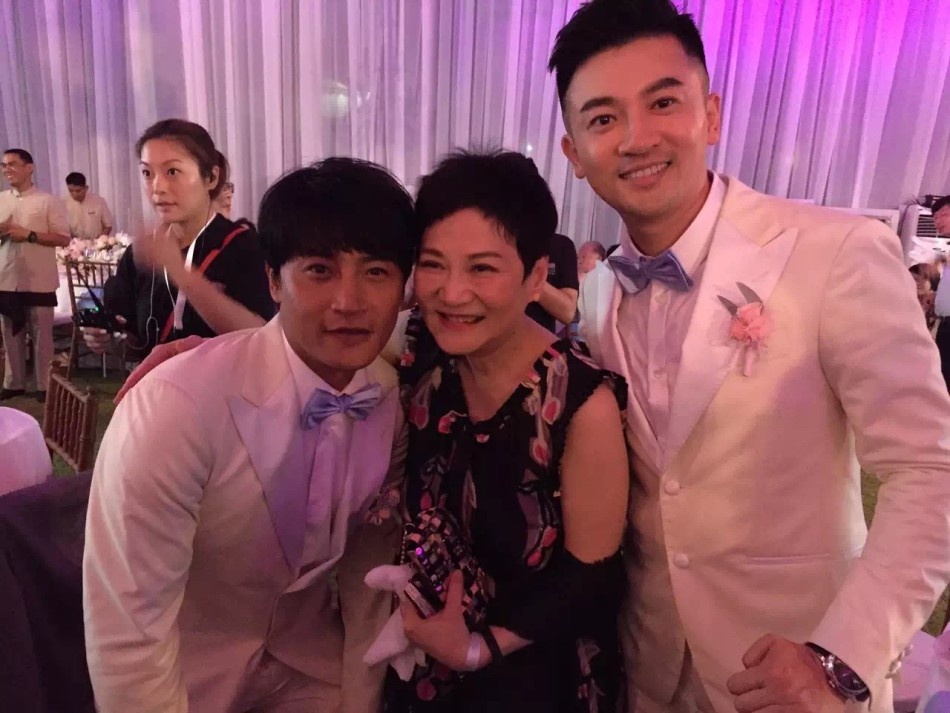 Dam cuoi sao Hoa ngu anh 15