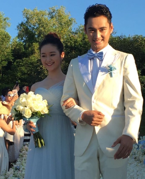 Dam cuoi sao Hoa ngu anh 15