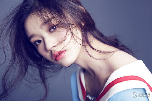 Lam Duan tren tap chi anh 5