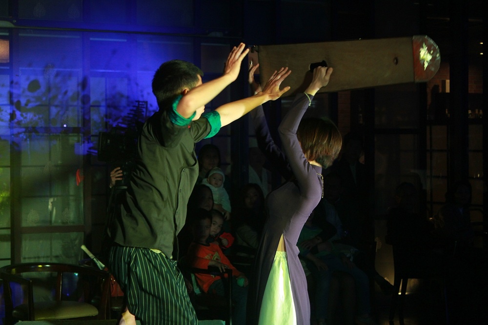 sự tương tác giữa truyền thống và đương đại ảnh 2 su tuong tac giua truyen thong va duong dai anh 2