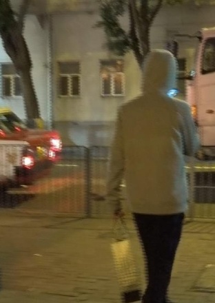 Chau Tinh Tri song tiet kiem anh 1