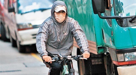 Chau Tinh Tri song lap di mac nguoi doi khen che hinh anh