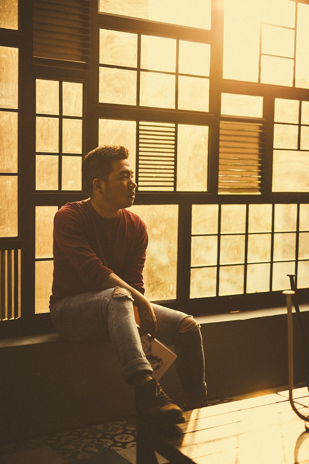 Nguyen Ngoc Thach khoc khi viet lac giua mien dau anh 2