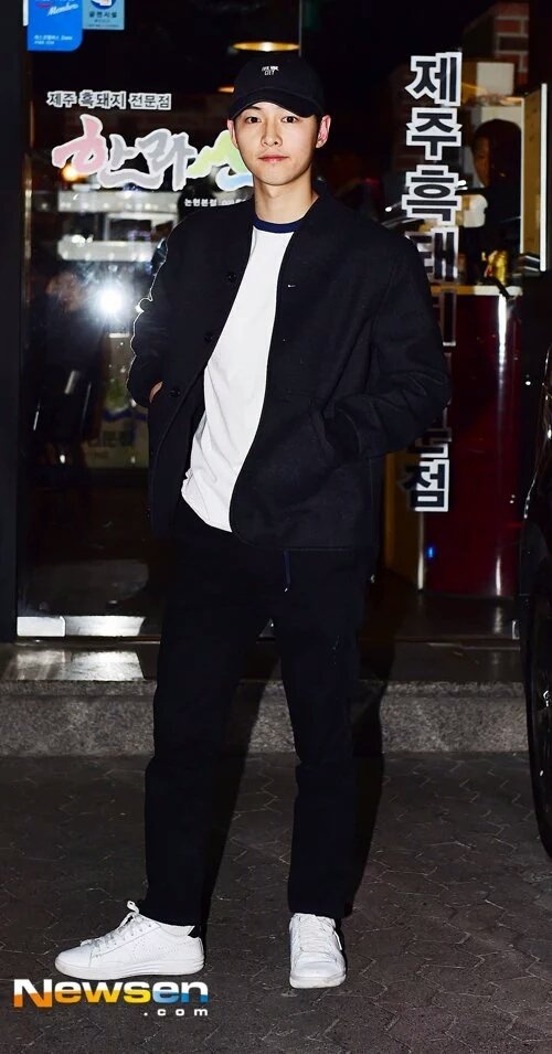 Hậu duệ mặt trời ảnh 3 Hau due mat troi anh 3