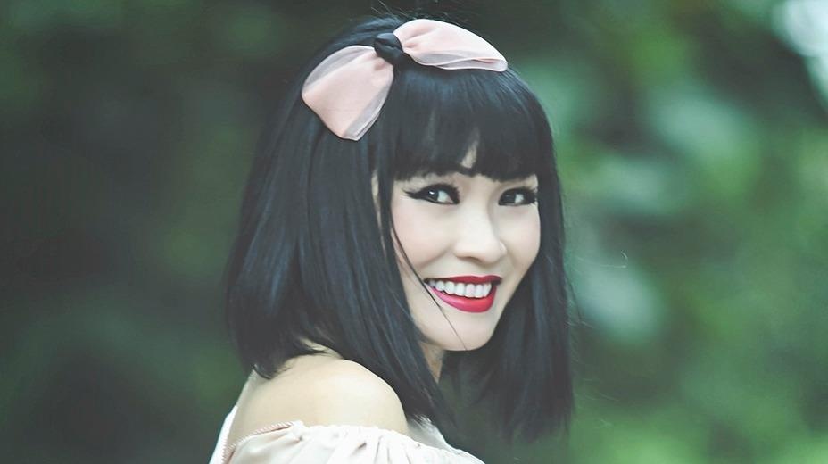 Phuong Thanh hat nhac bolero cho khan gia Ha Noi hinh anh