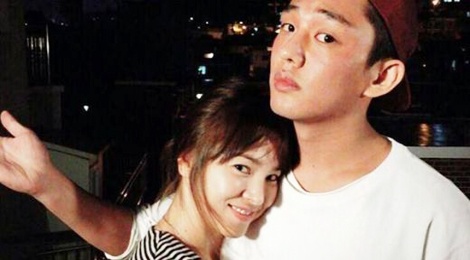 Yoo Ah In du doan dua ‘Hau due mat troi’ lap ky luc rating hinh anh