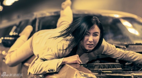 Truong Ba Chi bam dap trong phim dong voi Top (Big Bang) hinh anh