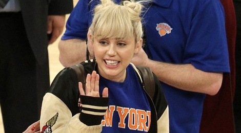 Miley Cyrus song lanh manh nho tai hop Liam hinh anh