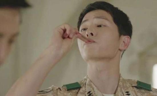 Sạn phim Hậu duệ của mặt trời ảnh 3 San phim Hau due cua mat troi anh 3